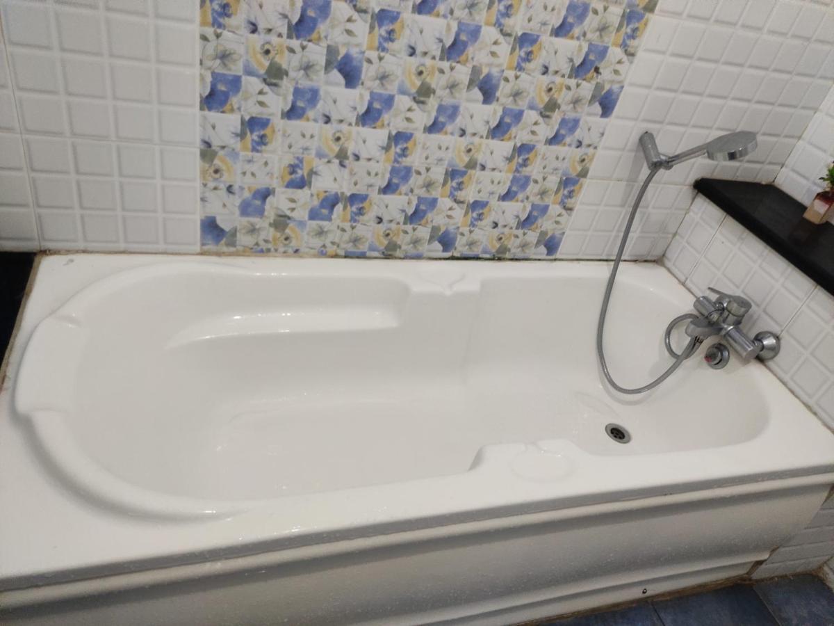 Subasree Cottage Tirunallar Екстериор снимка