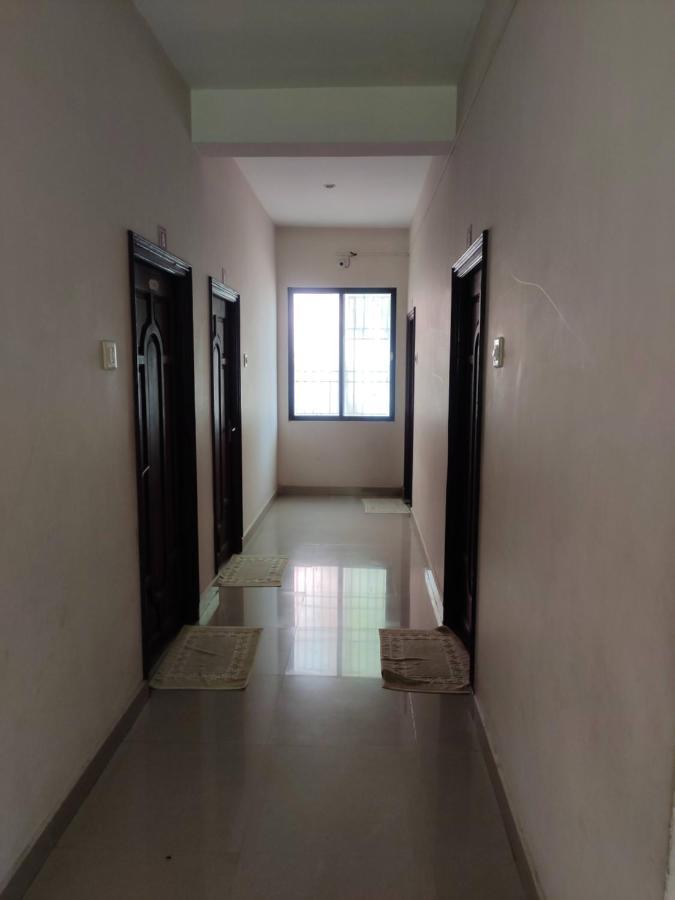 Subasree Cottage Tirunallar Екстериор снимка