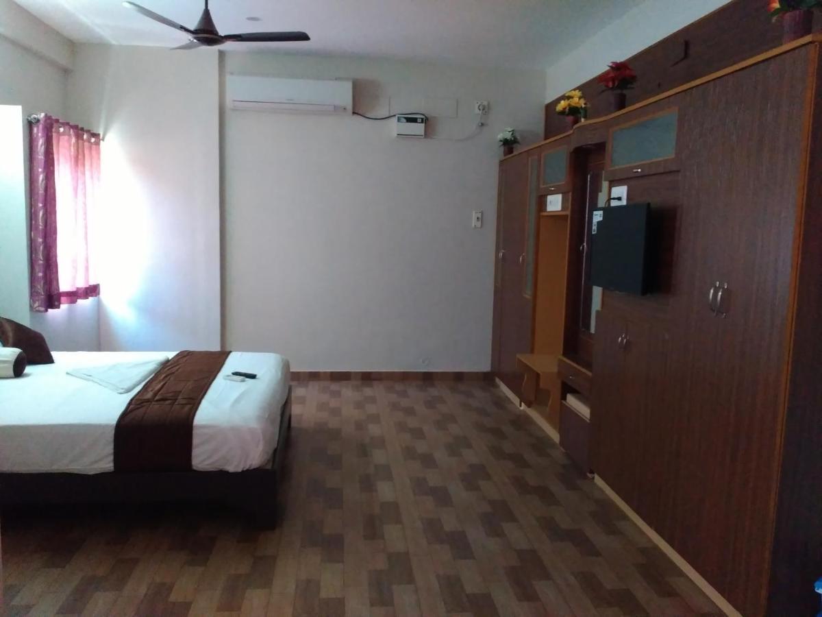 Subasree Cottage Tirunallar Екстериор снимка
